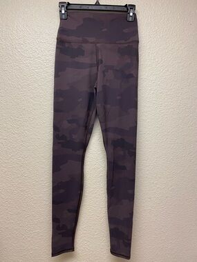 ALO Yoga High-Waist Vapor Leggings 28"
